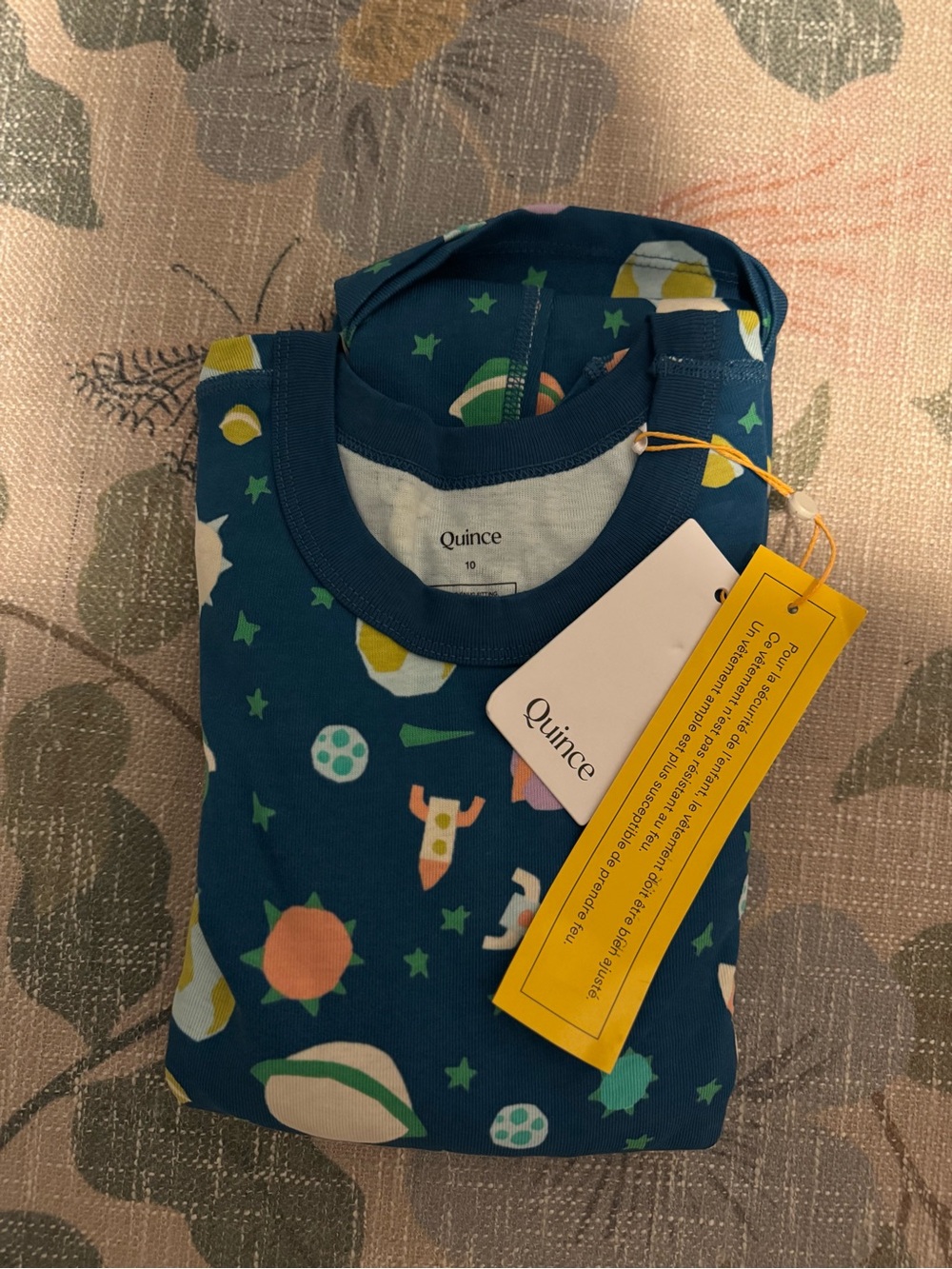 NWT Quince Kids 100% Organic Cotton Long Sleeve and Pant Pajama Set sz 10 - Picture 3 of 6